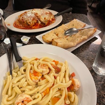 Al Dente Restaurant - Eggplant Parmigiana, Shrimp Scampi, garlic bread - Italian Near Me - Boston, Massachusetts Al Dente Restaurant - Eggplant Parmigiana, Shrimp Scampi, garlic bread - Italian Near Me - Boston, Massachusetts