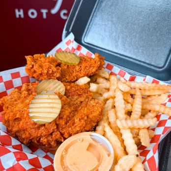 Byrd's Hot Chicken - Chicken Shop Near Me - Kansas City, Kansas Byrd's Hot Chicken - Chicken Shop Near Me - Kansas City, Kansas