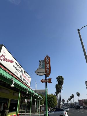 Chronis Famous Sandwich Shop by null