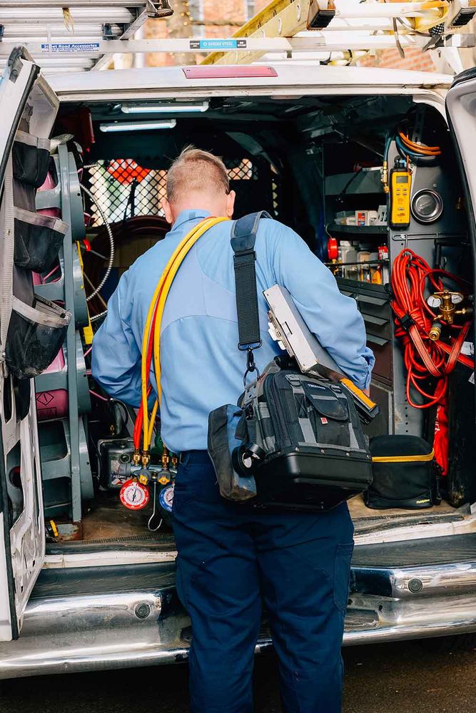 Slide of AirMaster Heating & Cooling Specialists