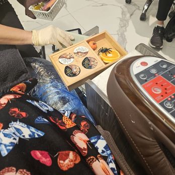 M Vincé Nail Spa - Vampire pedi tray - Nail Salons Near Me - Meridian, Idaho M Vincé Nail Spa - Vampire pedi tray - Nail Salons Near Me - Meridian, Idaho