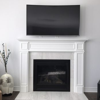 GTA TV Wall Mounting - Oshawa TV wall mounting, a little space left below the TV for future sound bar hook up . - TV Mounting Near Me - Thornhill, Ontario GTA TV Wall Mounting - Oshawa TV wall mounting, a little space left below the TV for future sound bar hook up . - TV Mounting Near Me - Thornhill, Ontario