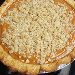 BakinMeCrazy - Pumpkin pie with a crumble topping