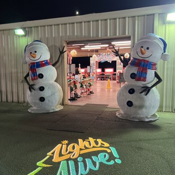 Lights Alive! Drive-thru Light Show - Entrance to winter wonderland - Festivals Near Me - San Antonio, Texas Lights Alive! Drive-thru Light Show - Entrance to winter wonderland - Festivals Near Me - San Antonio, Texas