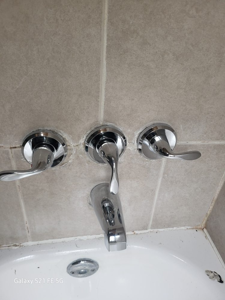 Slide of Reynolds Pipes and Drains