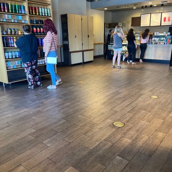 Starbucks - customers in a coffee shop - Coffee & Tea Near Me - Orlando, Florida