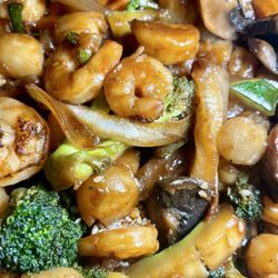 Shrimp and scallops