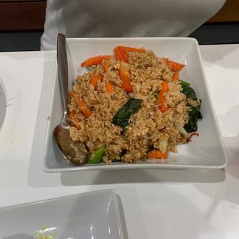 R Haan Thai - Thai Near Me - Chicago, Illinois R Haan Thai - Thai Near Me - Chicago, Illinois