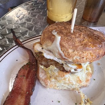 Side Piece Kitchen - Bakeries Near Me - Tacoma, Washington Side Piece Kitchen - Bakeries Near Me - Tacoma, Washington