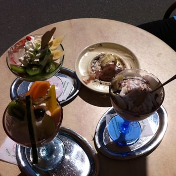 Eiscafe Italia - Ice Cream & Frozen Yogurt Near Me - Friedrichshafen, BW Eiscafe Italia - Ice Cream & Frozen Yogurt Near Me - Friedrichshafen, BW