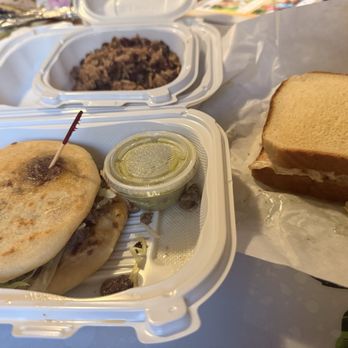 Pupusa Taco Mix - Pupusa taco mix, sandwhich de pollo, casamiento - Mexican Near Me - San Jose, California Pupusa Taco Mix - Pupusa taco mix, sandwhich de pollo, casamiento - Mexican Near Me - San Jose, California