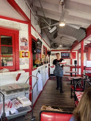 Mad Madeline's Grill by null