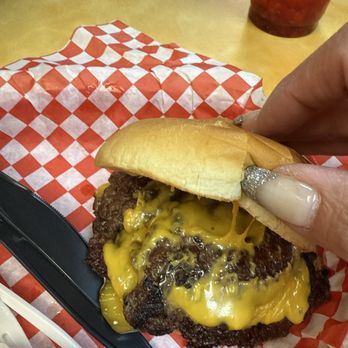 Philly N Smash - Smash burger - American Near Me - Fife, Washington Philly N Smash - Smash burger - American Near Me - Fife, Washington