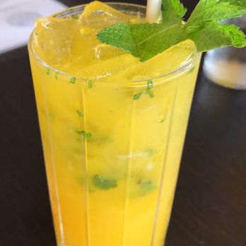 Oyo - Mango mojito with rum - Latin American Near Me - Pleasanton, California