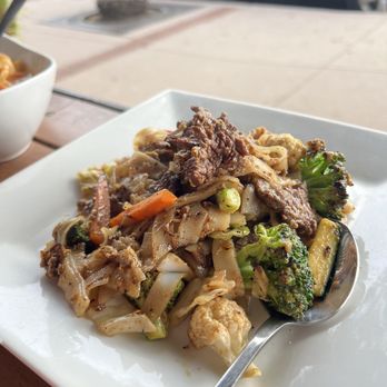 Thai Basil - Pad see u with beef - Thai Near Me - Capitola, California Thai Basil - Pad see u with beef - Thai Near Me - Capitola, California