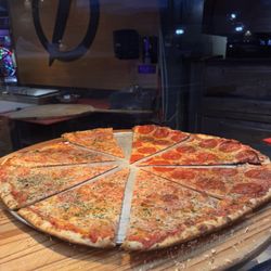 Slice Pizza Bakery - Cheese and pepperoni pizza