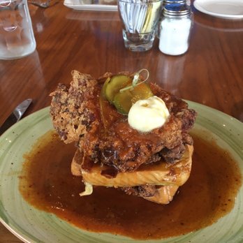 Barrel & Bushel - Hot fried chicken - Bars Near Me - Tysons Corner, Virginia