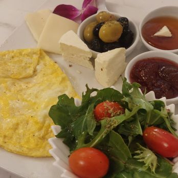 Canan's Kitchen & Bakery - Breakfast & Brunch Near Me - Fountain Valley, California Canan's Kitchen & Bakery - Breakfast & Brunch Near Me - Fountain Valley, California