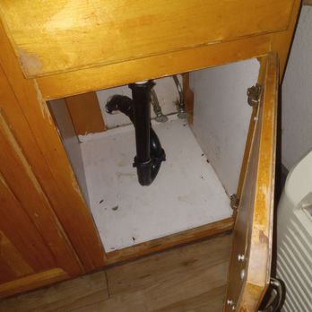 Red Roof Inn - In the cabinets omg!!!! - Hotels Near Me - San Dimas, California Red Roof Inn - In the cabinets omg!!!! - Hotels Near Me - San Dimas, California