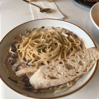 dPlace Steak & Pasta - mushroom pasta - Steakhouses Near Me - Fullerton, California dPlace Steak & Pasta - mushroom pasta - Steakhouses Near Me - Fullerton, California
