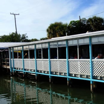 Casey Key Fish House - view of dinning area from out on the docks - Seafood Near Me - Osprey, Florida Casey Key Fish House - view of dinning area from out on the docks - Seafood Near Me - Osprey, Florida