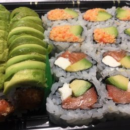 Lunch Any 3 Rolls