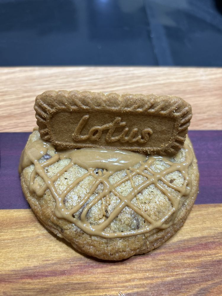 Little Cream Cottage Logo
