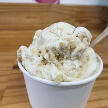 Ruby Scoops - Hot honey cornbread - Ice Cream & Frozen Yogurt Near Me - Richmond, Virginia