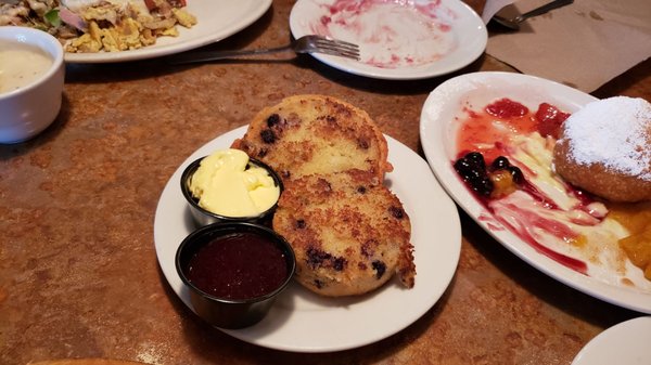 Huckleberry's by null