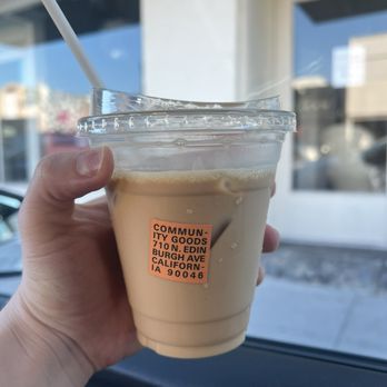 Community Goods - Vanilla bean latte - Coffee & Tea Near Me - Los Angeles, California Community Goods - Vanilla bean latte - Coffee & Tea Near Me - Los Angeles, California