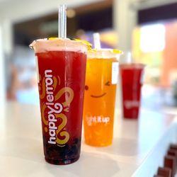 Happy Lemon - Strawberry green tea (75% sweet)