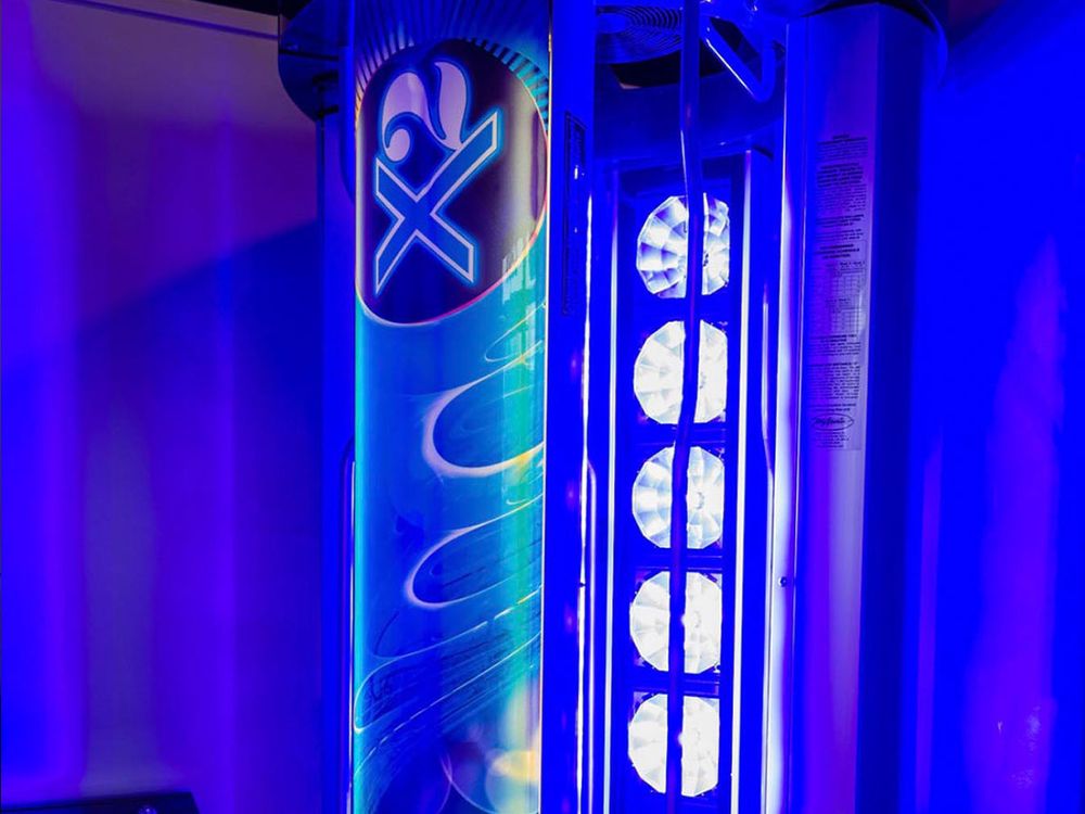 CHILI PEPPER’S TANNING Updated June 2024 19 Photos 4952 John Road