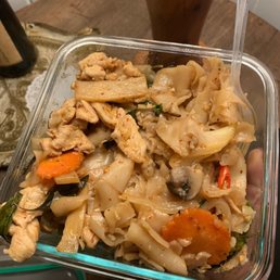 Pad ke mow - drunken noodles chicken 5/5 yum huge portion