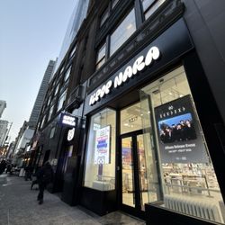 Kpop Nara - Nyc Koreatown - New Storefront