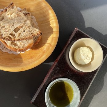 O Frade - House bread, butter and oil - Portuguese Near Me - Lisbon, 11