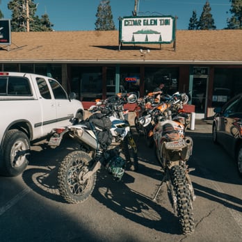 Cedar Glen Inn - Motorcycle parking. CHECK - American Near Me - Cedar Glen, California