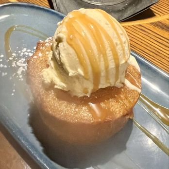 Flossmoor Social - Butter cake - Desserts Near Me - Flossmoor, Illinois