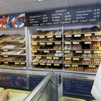 Donut King - Donuts Near Me - Minneola, Florida Donut King - Donuts Near Me - Minneola, Florida
