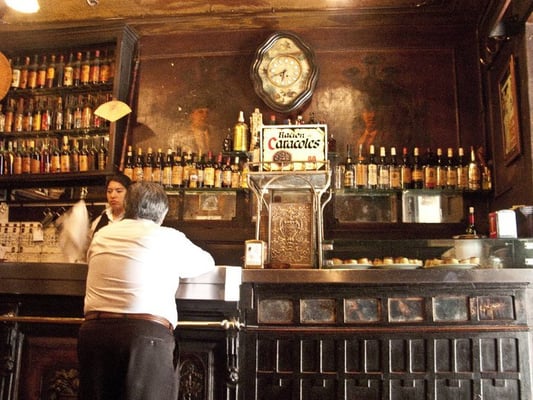 Taberna Antonio Sánchez - 1787 - La Taberna más antigua de Madrid by null