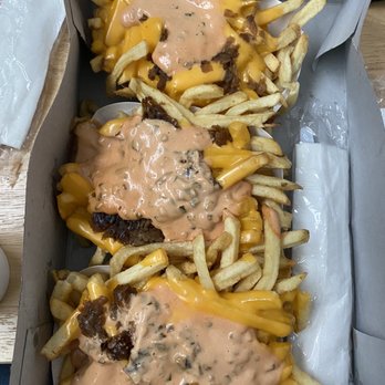 In-N-Out Burger - Burgers Near Me - Fairfield, California In-N-Out Burger - Burgers Near Me - Fairfield, California