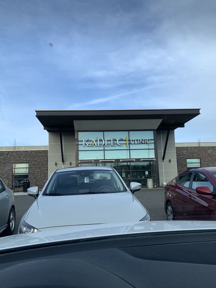 KADLEC URGENT CARE WEST KENNEWICK Updated October 2024 9040 W Clearwater Ave, Kennewick