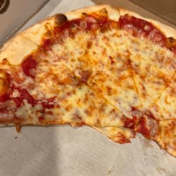 Pasquale's Pizzeria - Cheese pie