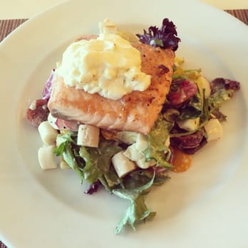 Mariposa - Hearts of palm salad with grilled salmon and goat cheese. Fantastic. - Sandwiches Near Me - San Antonio, Texas