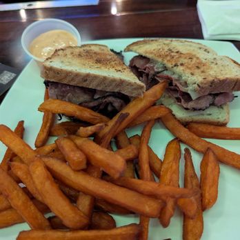 Rickey's Restaurant & Lounge - Ricky's Ruben sandwich - Sports Bars Near Me - Hollywood, Florida