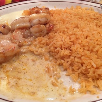 La Rosa Mexican Restaurant - Shrimp & cheese (minus 1 shrimp, sorry) - Mexican Near Me - Bargersville, Indiana