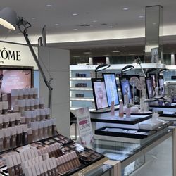 Dillard's - Make up