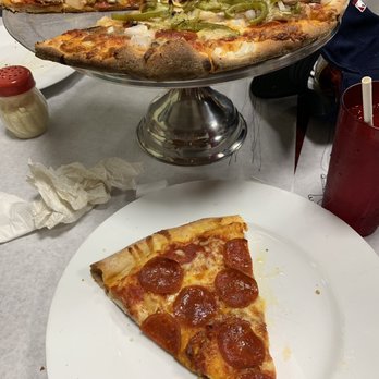 Donna Sarah - Deluxe and pepperoni pizza - Pizza Near Me - Cooper City, Florida Donna Sarah - Deluxe and pepperoni pizza - Pizza Near Me - Cooper City, Florida