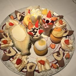 Dessert platter!