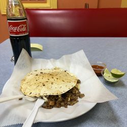 San Pancho Taqueria - Quesadilla con carne