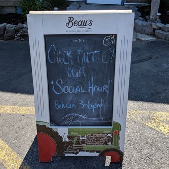 The Boathouse - Social hour sign - Seafood Near Me - Belleville, Ontario The Boathouse - Social hour sign - Seafood Near Me - Belleville, Ontario